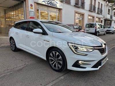 Usado Renault Mégane GrandTour Techno 116 CV (85 kW) 2022 Blanco Familiar