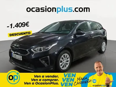 Usado Kia Ceed 120 CV (88 kW) 2020 Negro Utilitario
