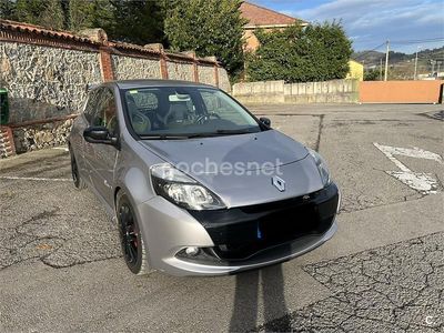 Usado Renault Clio II 200 CV (147 kW) 2010 Gris / plata Berlina