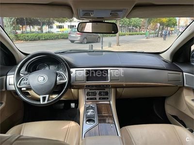 Negro Usado 2012 Jaguar XF Premium Luxury Berlina | 16.200 € (Caro)