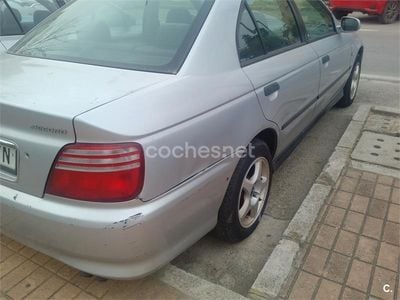 Gris / plata Usado 2002 Honda Accord LS Berlina | 2695 €