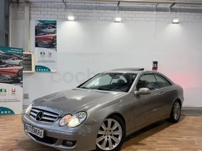 Usado Mercedes CLK320 Avantgarde 224 CV (164 kW) 2007 Beige Coupe