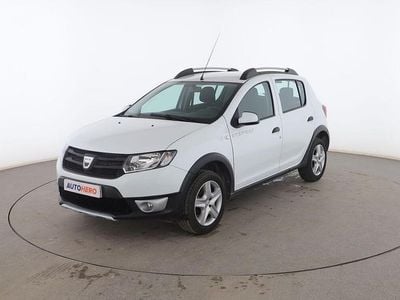Blanco Usado 2015 Dacia Sandero Stepway Utilitario | 9299 € (Precio justo)