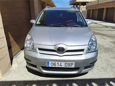 Käytetty Toyota Corolla Verso Sol 136 HP (100 kW) 2006 Harmaa Tila-auto