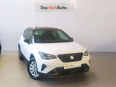 Usado Seat Arona Style 116 CV (85 kW) 2025 Blanco SUV