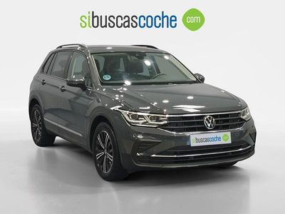 Gris/plata Usado 2022 VW Tiguan Life SUV | 25.990 € (Buen precio)