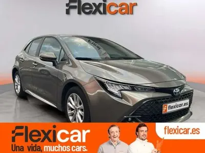 Usado Toyota Corolla Active 140 CV (102 kW) 2024 Gris Utilitario