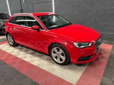 Usado Audi A3 Ambition 150 CV (110 kW) 2013 Rojo Berlina