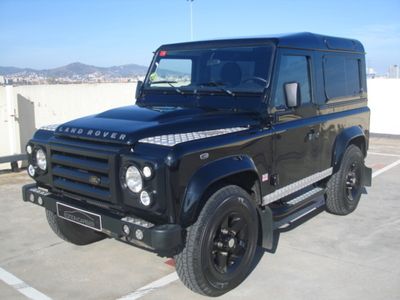 usado Land Rover Defender 90 SW SE 90 kW (122 CV)