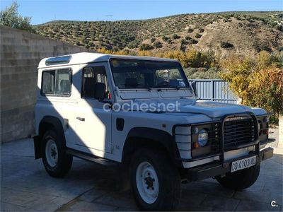 Blanco Usado 1999 Land Rover Defender SUV | 28.000 € (Caro)