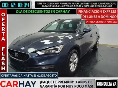 Usado Seat Leon Business 110 CV (80 kW) 2022 Gris Familiar