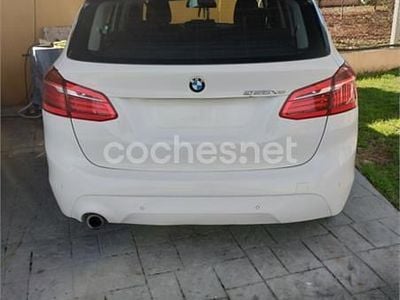 Usado BMW 225 Active Tourer iPerformance 224 CV (164 kW) 2019 Blanco Monovolumen