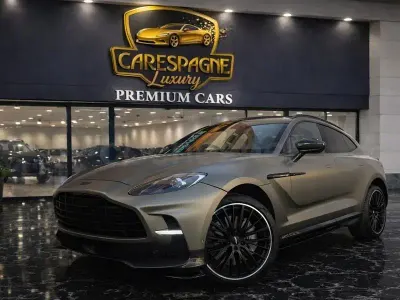 Usado Aston Martin DBX 707 CV (519 kW) 2024 Gris / plata SUV