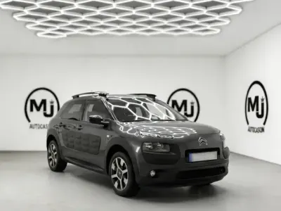 Usado Citroën C4 Cactus Feel 100 CV (73 kW) 2016 Negro Utilitario
