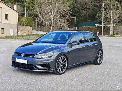 Usado VW Golf VII R 310 CV (228 kW) 2017 Gris / plata Berlina