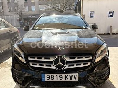 Usado Mercedes GLA200 136 CV (100 kW) 2019 Negro SUV