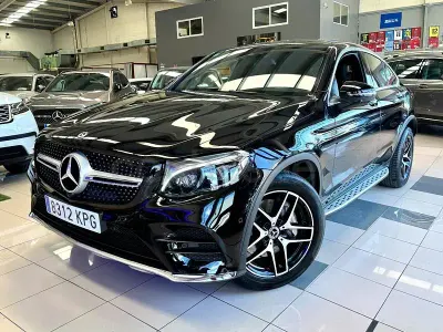 Usado Mercedes GLC220 170 CV (125 kW) 2019 Negro SUV