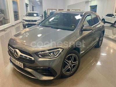 Gris / plata Usado 2021 Mercedes GLA200 SUV | 31.900 € (Precio justo)