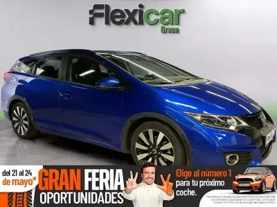 Usado Honda Civic 120 CV (88 kW) 2016 Azul Familiar
