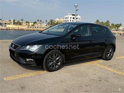 Usado Seat Leon Style 115 CV (84 kW) 2020 Negro Berlina