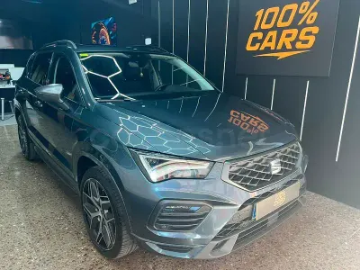 Usado Seat Ateca FR 150 CV (110 kW) 2020 Gris / plata SUV