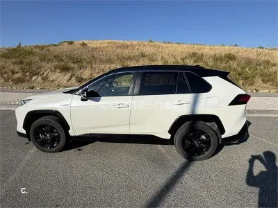 Usado Toyota RAV4 Hybrid Style 197 CV (144 kW) 2020 Blanco SUV