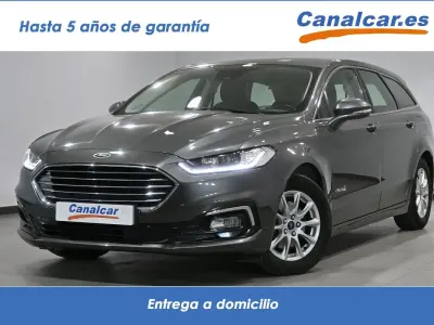 Usado Ford Mondeo Trend 187 CV (137 kW) 2020 Gris