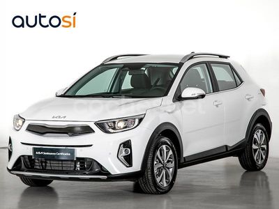 Blanco Usado 2024 Kia Stonic SUV | 19.900 € (Un poco caro)