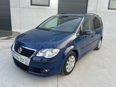 Usado VW Touran Edition 105 CV (77 kW) 2010 Azul Monovolumen