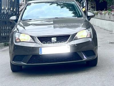 Begagnad Seat Ibiza Reference 90 HK (66 kW) 2016 Grå Sedan