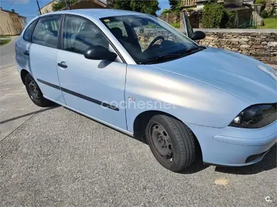 Usado Seat Ibiza Reference 64 CV (47 kW) 2003 Blanco Utilitario