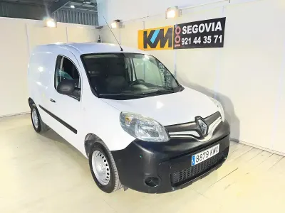 Usado Renault Kangoo 75 CV (55 kW) 2018 Blanco Monovolumen