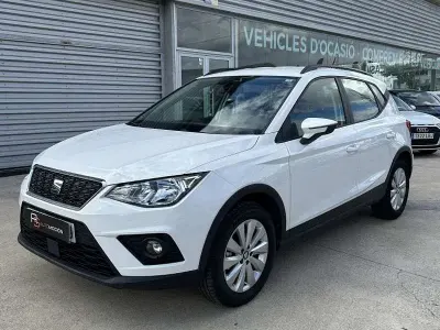 Usado Seat Arona Style 110 CV (80 kW) 2021 Blanco SUV