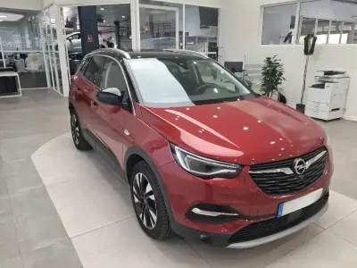 Usado Opel Grandland X Ultimate 130 CV (95 kW) 2020 Rojo SUV