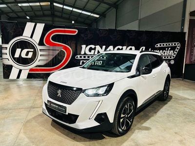 Blanco Usado 2021 Peugeot 2008 Allure SUV | 14.990 € (Un poco caro)