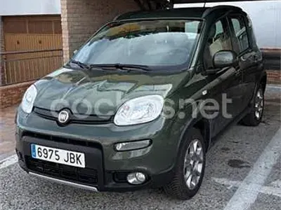 Usado Fiat Panda 4x4 75 CV (55 kW) 2015 Verde Utilitario