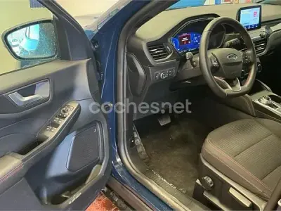 Usado Ford Kuga ST-Line X 225 CV (165 kW) 2024 Azul SUV