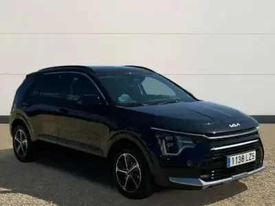 Usado Kia Niro 141 CV (103 kW) 2022 Negro SUV