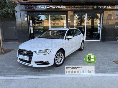 Usado Audi A3 Attraction 110 CV (80 kW) 2015 Blanco Berlina