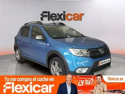 Usado Dacia Sandero Comfort 100 CV (73 kW) 2020 Azul Berlina