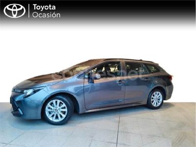 Usado Toyota Corolla Active 140 CV (102 kW) 2025 Gris / plata Familiar