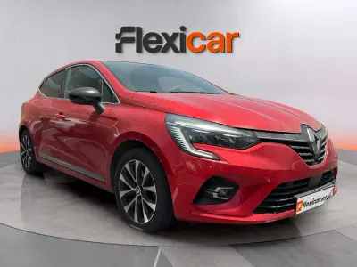 Usado Renault Clio V Techno 140 CV (102 kW) 2023 Rojo Berlina