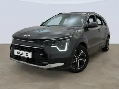 Usado Kia Niro 141 CV (103 kW) 2022 Gris SUV