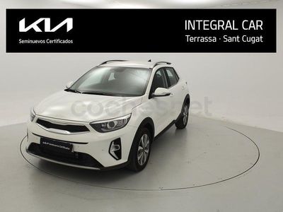 Usado Kia Stonic 100 CV (73 kW) 2025 Blanco SUV