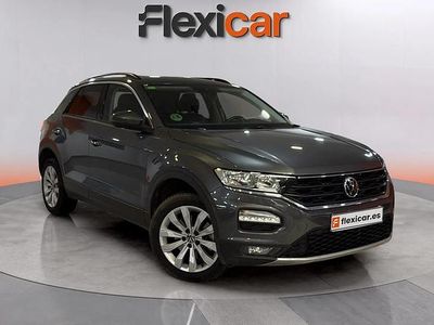Usado VW T-Roc Advance 150 CV (110 kW) 2021 Gris SUV