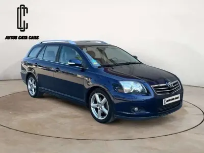 Usado Toyota Avensis Executive 177 CV (130 kW) 2006 Azul Familiar