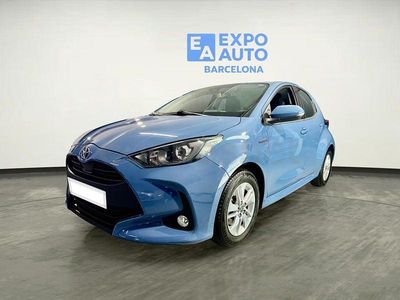 Usado Toyota Yaris Hybrid Active 116 CV (85 kW) 2021 Azul Berlina