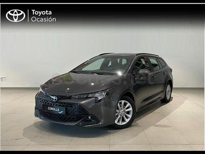 Usado Toyota Corolla Active 140 CV (102 kW) 2025 Gris / plata Familiar