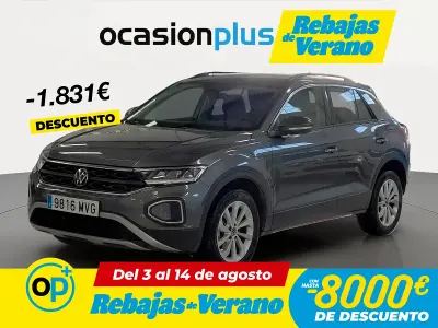 Usado VW T-Roc Life 115 CV (84 kW) 2024 Gris / plata SUV