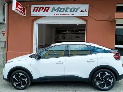 Usado Citroën C4 Feel 130 CV (95 kW) 2022 Blanco Berlina